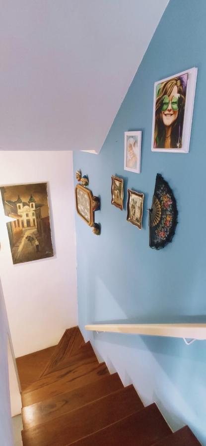 Acomodação com café da manhã  House