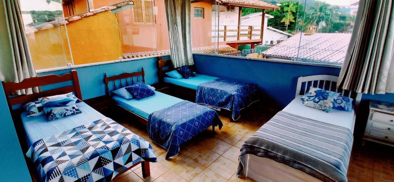 Acomodação com café da manhã  House Ubatuba